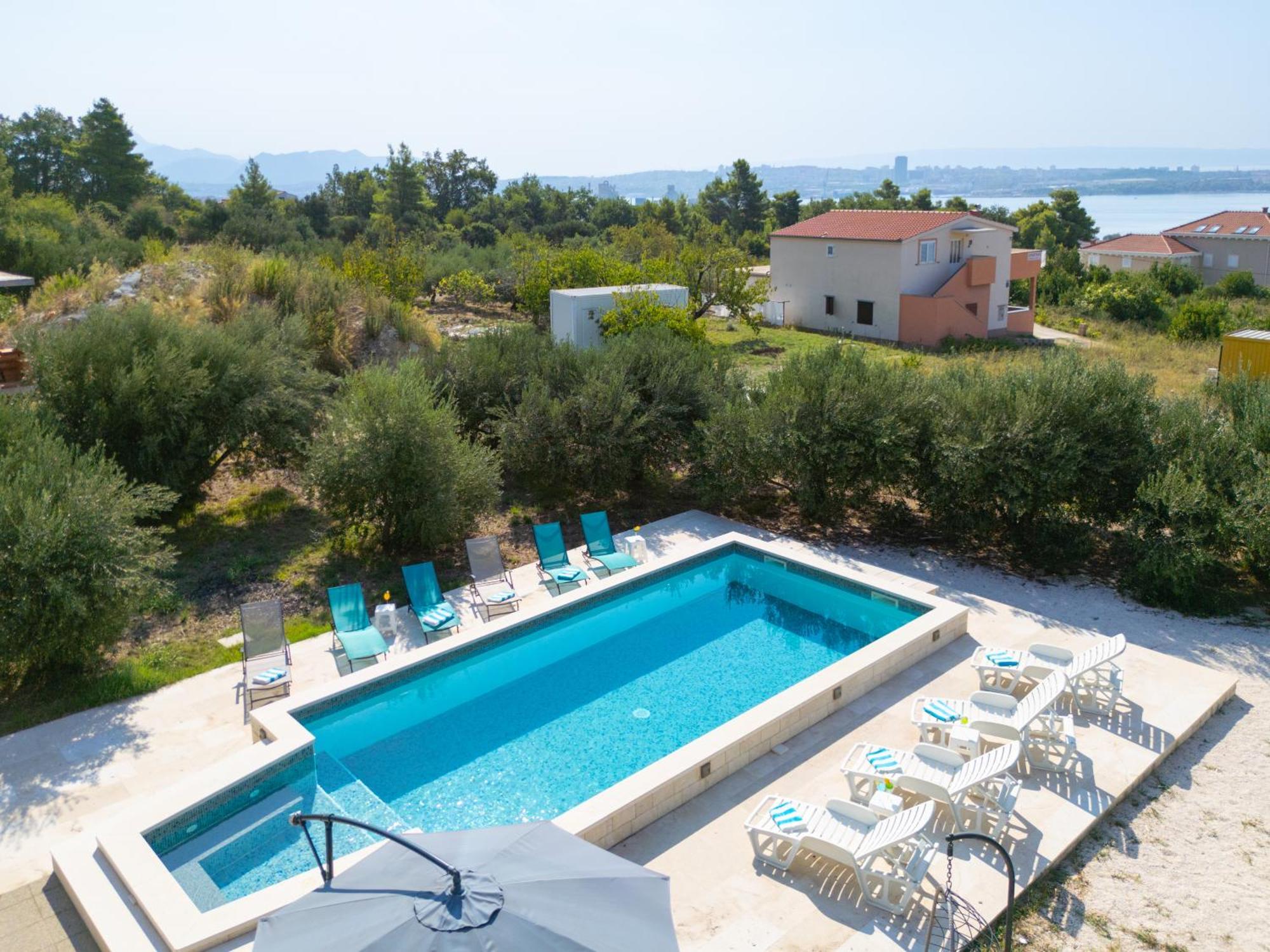 Casa Felice Apartments-Holiday Home Kastela Dış mekan fotoğraf