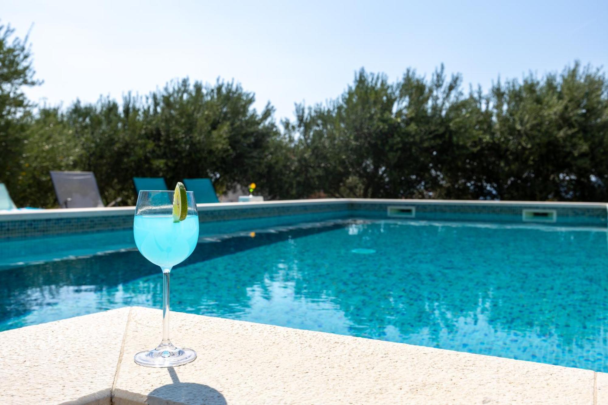 Casa Felice Apartments-Holiday Home Kastela Dış mekan fotoğraf