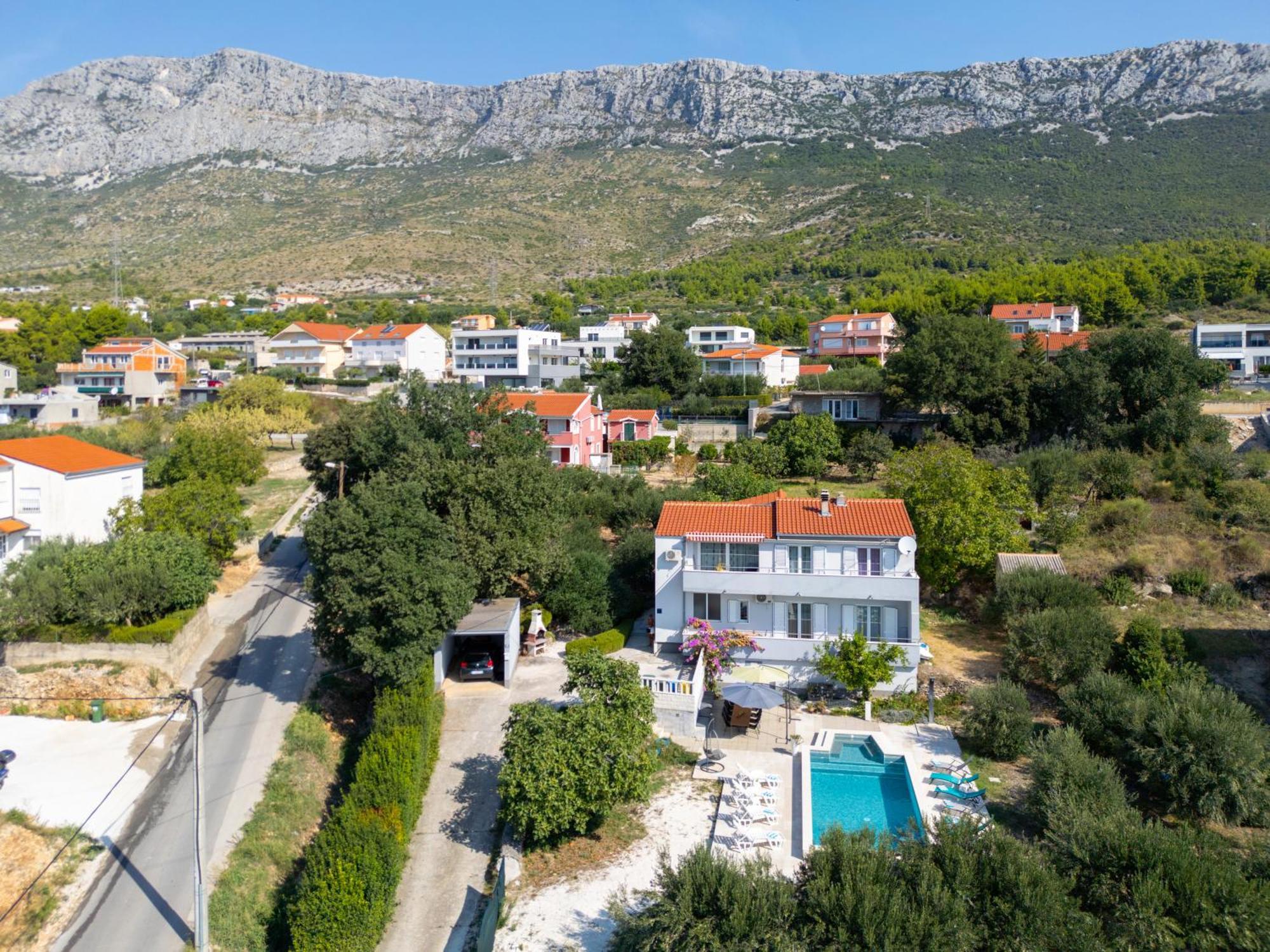 Casa Felice Apartments-Holiday Home Kastela Dış mekan fotoğraf
