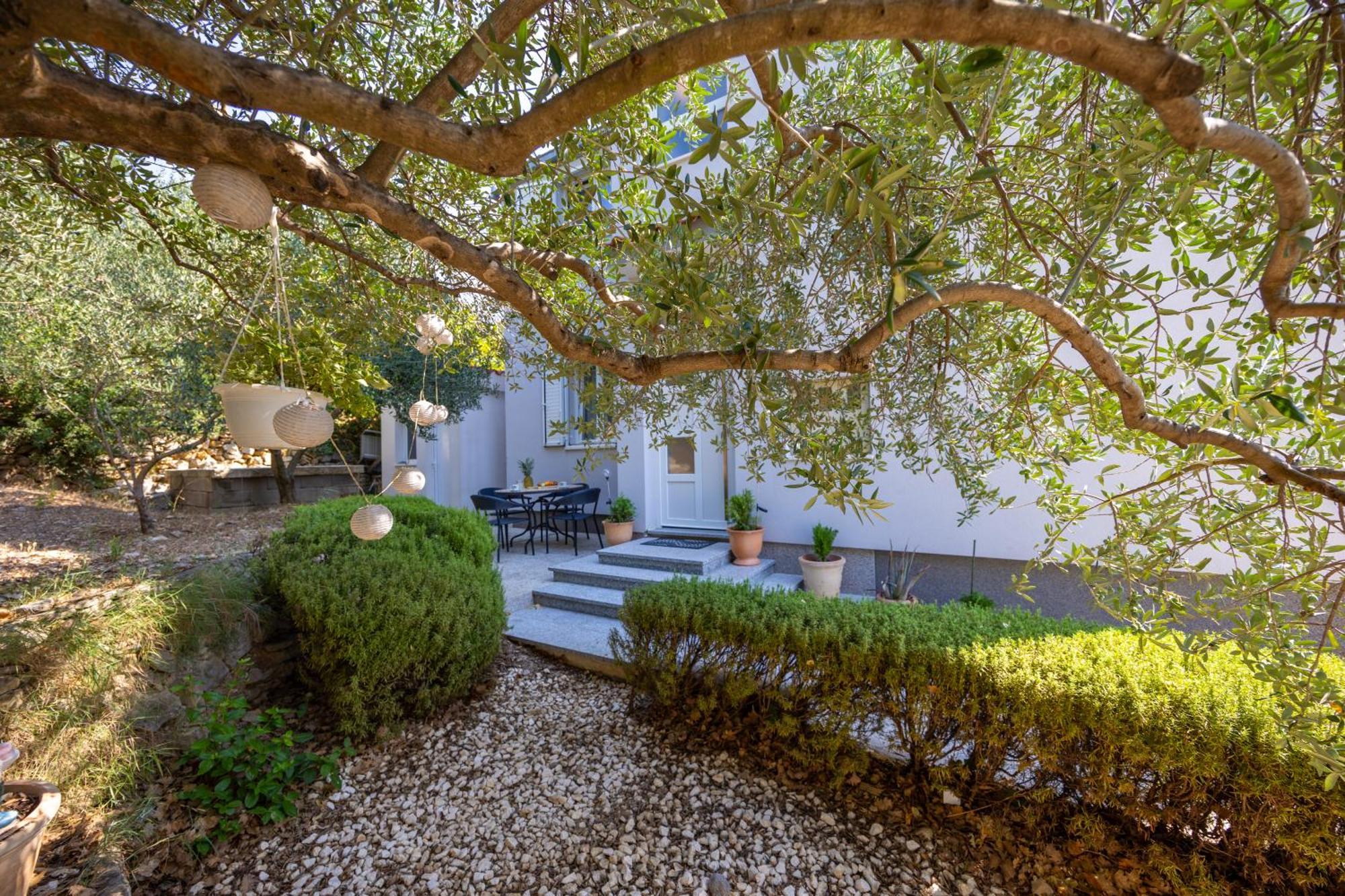Casa Felice Apartments-Holiday Home Kastela Dış mekan fotoğraf