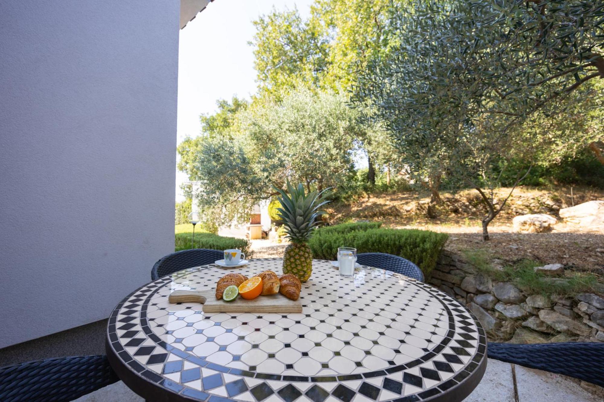 Casa Felice Apartments-Holiday Home Kastela Dış mekan fotoğraf